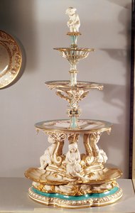 Minton masa ortası, Jeannot, 1851 (seramik)